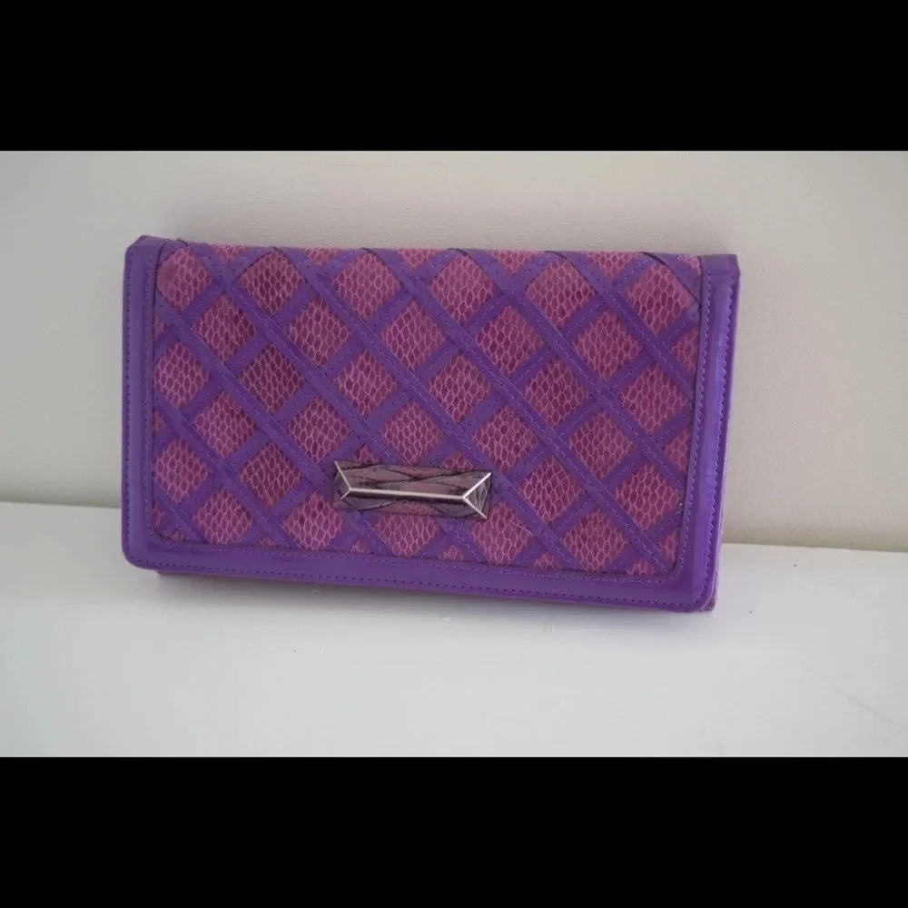 White House black market clutch - Picture 7 of 7